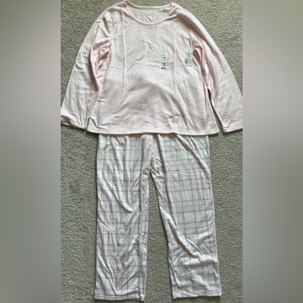 Women’s Pink Sleepwear Set
